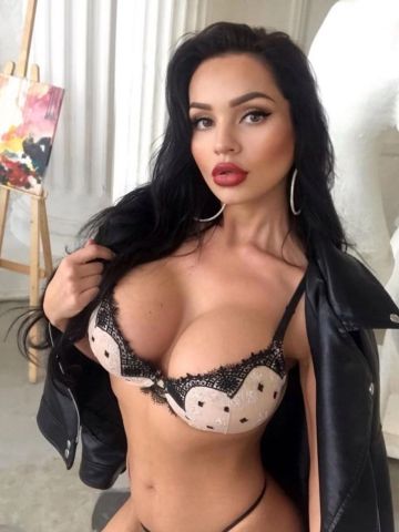 Проститутка Камилла
